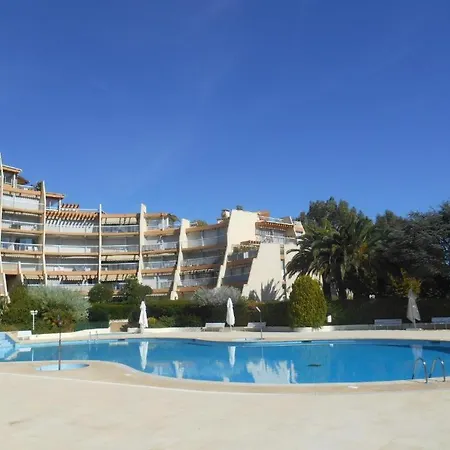 Appartement Piscine - 4 Couchages *